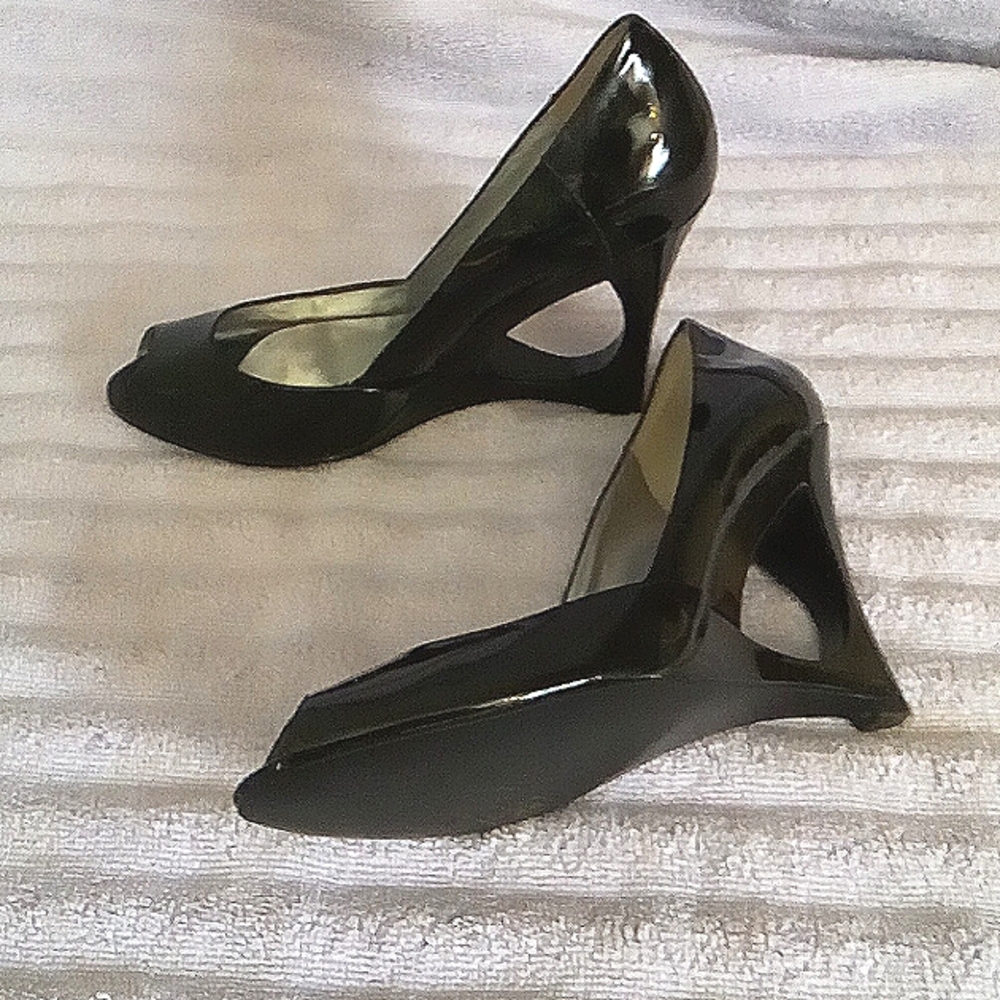 Guess Patent Leather Shoes